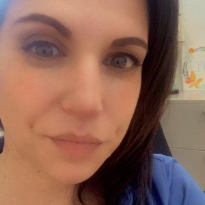 Meet your Posher, Liz